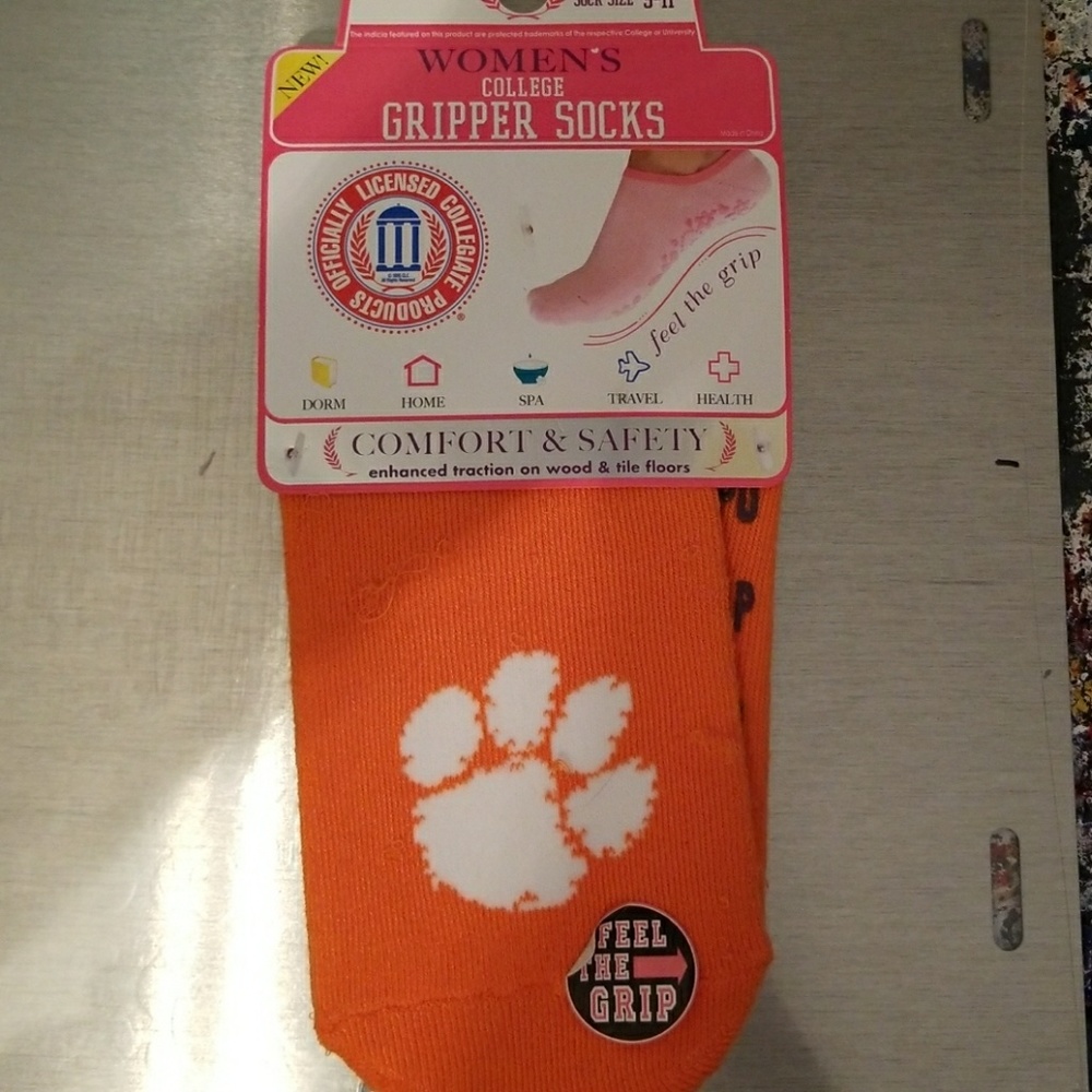 Clemson Tigers gripper socks